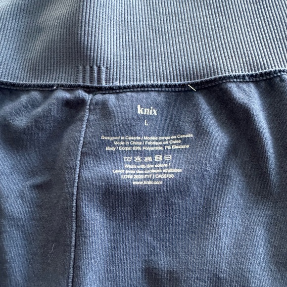 Knix leggings - Picture 3 of 3